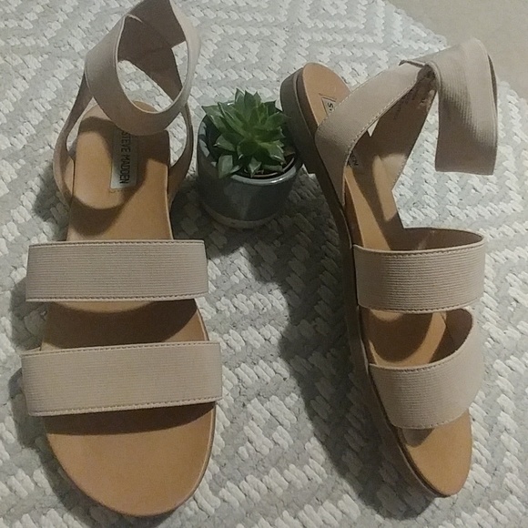Steve Madden Shoes - 馃尀 Steve Madden Nude Sandals Size 10 Steve Madden Shoes - 馃尀 Steve Madden Nude Sandals Size 10